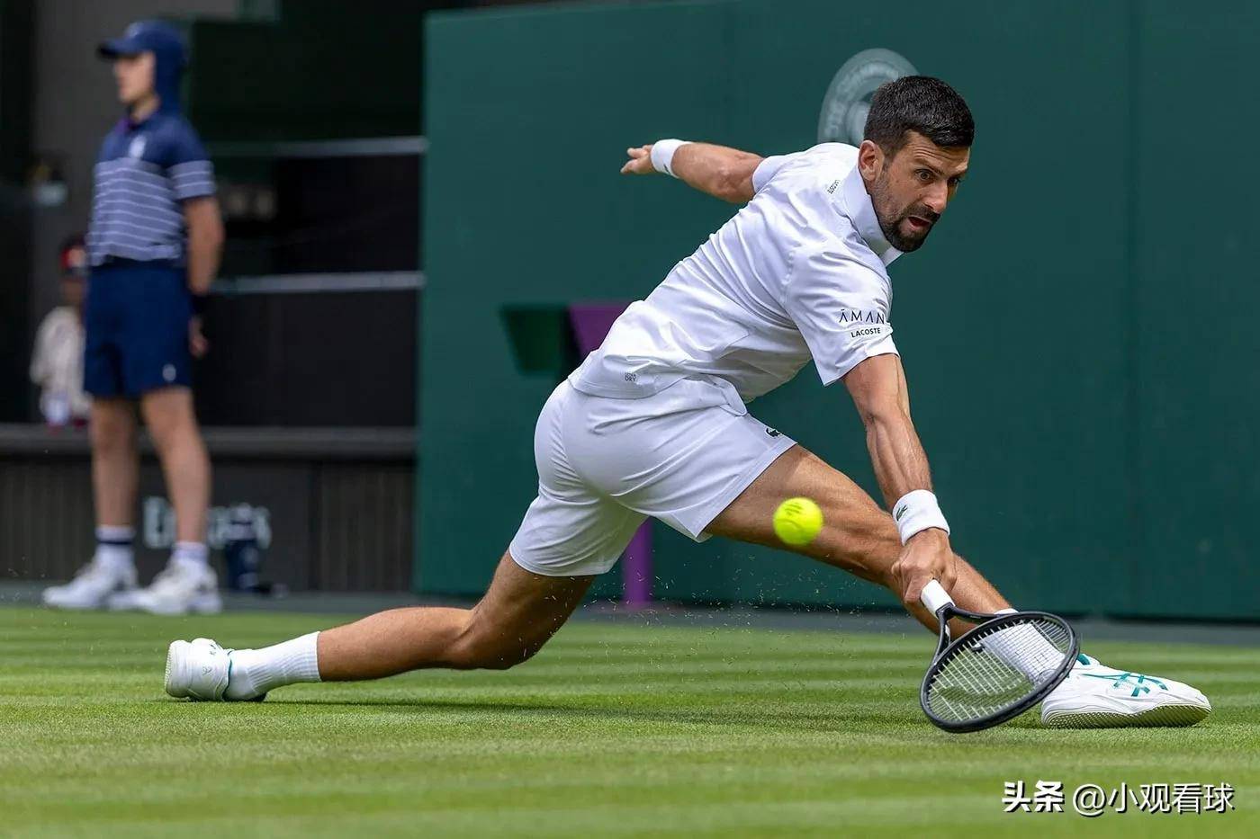 星空体育-德约科维奇在加拿大队比赛中最后时刻胜出，领先优势明显引发热议！