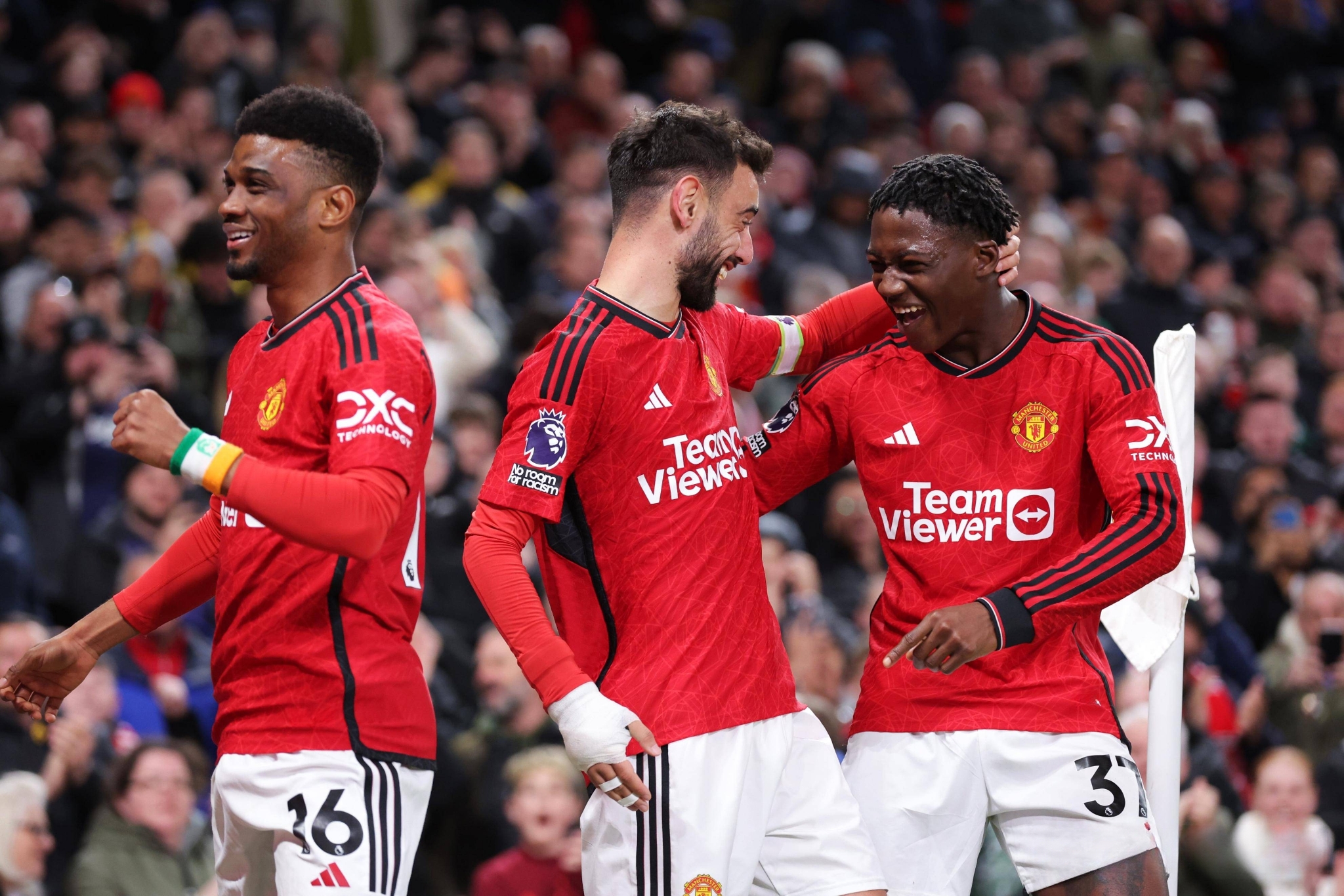 STAR- 曼联最新消息新闻 