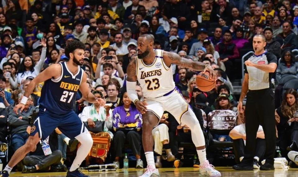 STAR-浓眉哥连续十二场比赛得分超过赛事规则更新，掘金挑战极限！的简单介绍